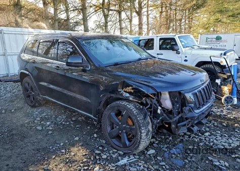 2013 Jeep Grand Cherokee Laredo z USA, uszkodzony, nr VIN 1C4RJFAG9DC532791